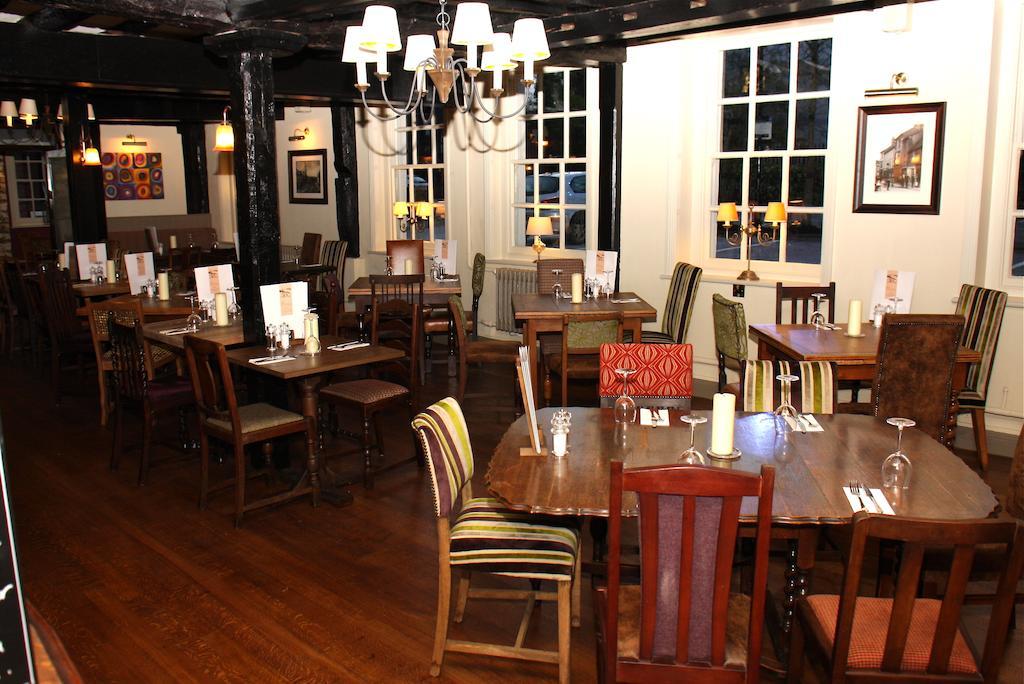 The Bear Hotel By Greene King Inns Hungerford Buitenkant foto