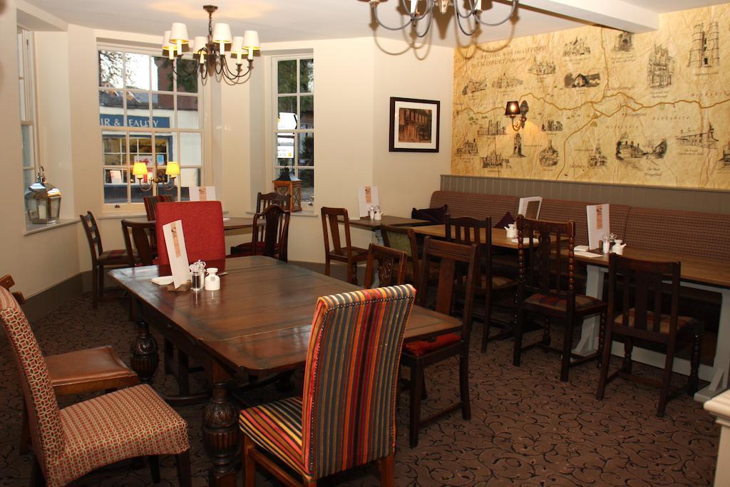 The Bear Hotel By Greene King Inns Hungerford Buitenkant foto