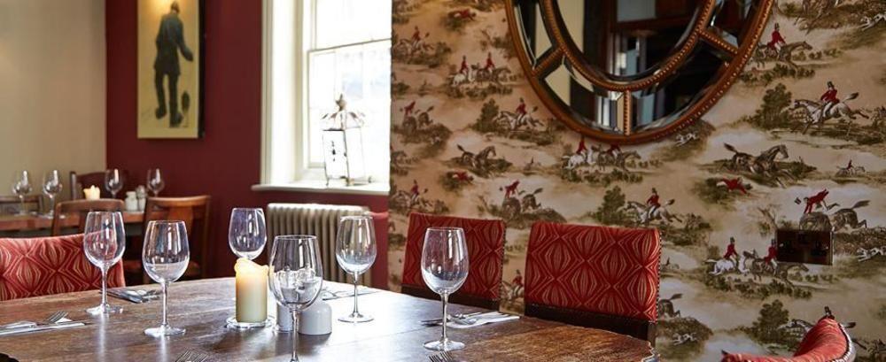 The Bear Hotel By Greene King Inns Hungerford Buitenkant foto