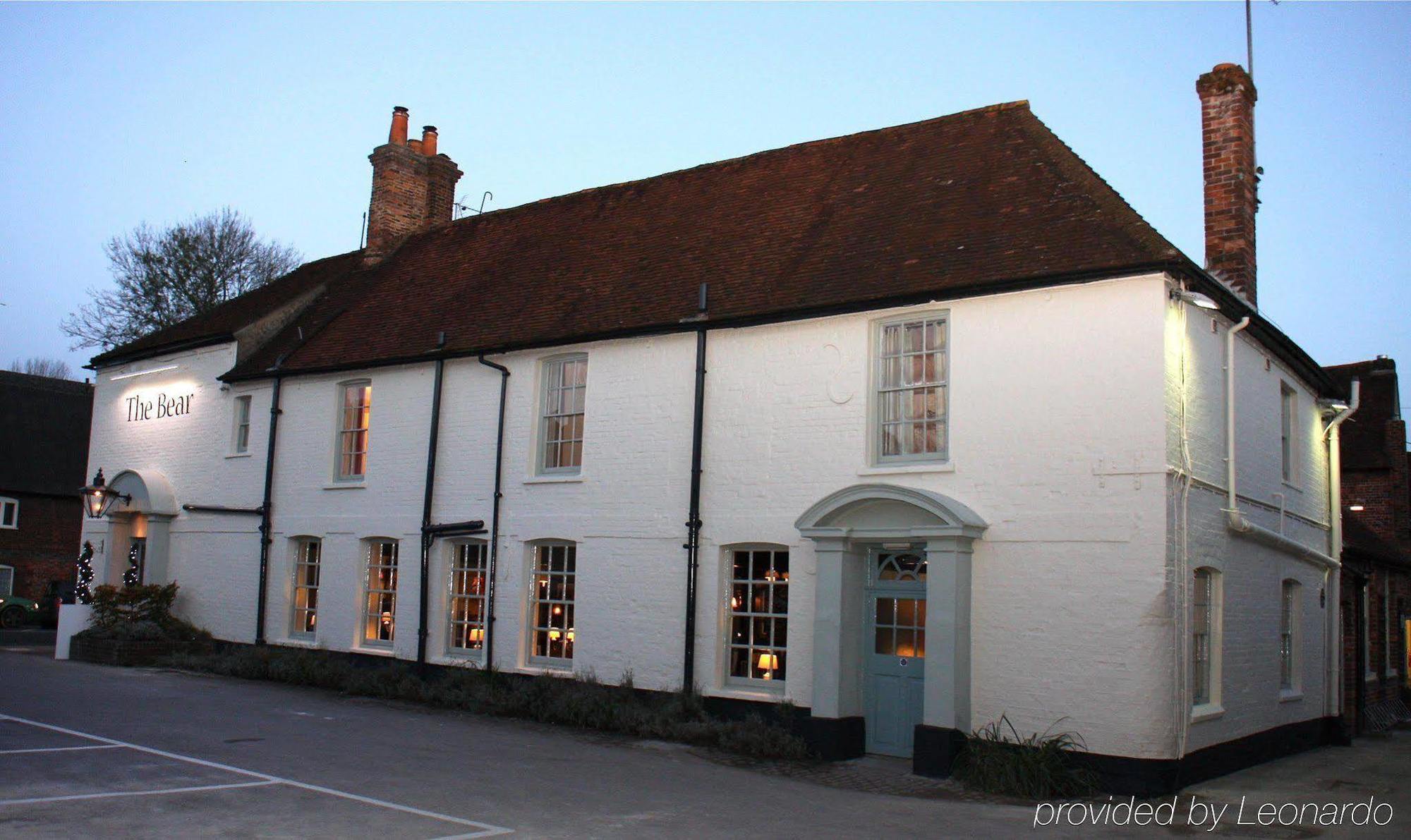 The Bear Hotel By Greene King Inns Hungerford Buitenkant foto